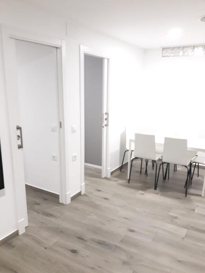 Valldigna 7 Playa De Gandia Solo Familias Екстериор снимка