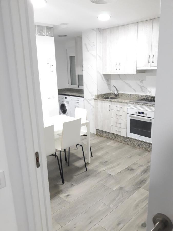 Valldigna 7 Playa De Gandia Solo Familias Екстериор снимка