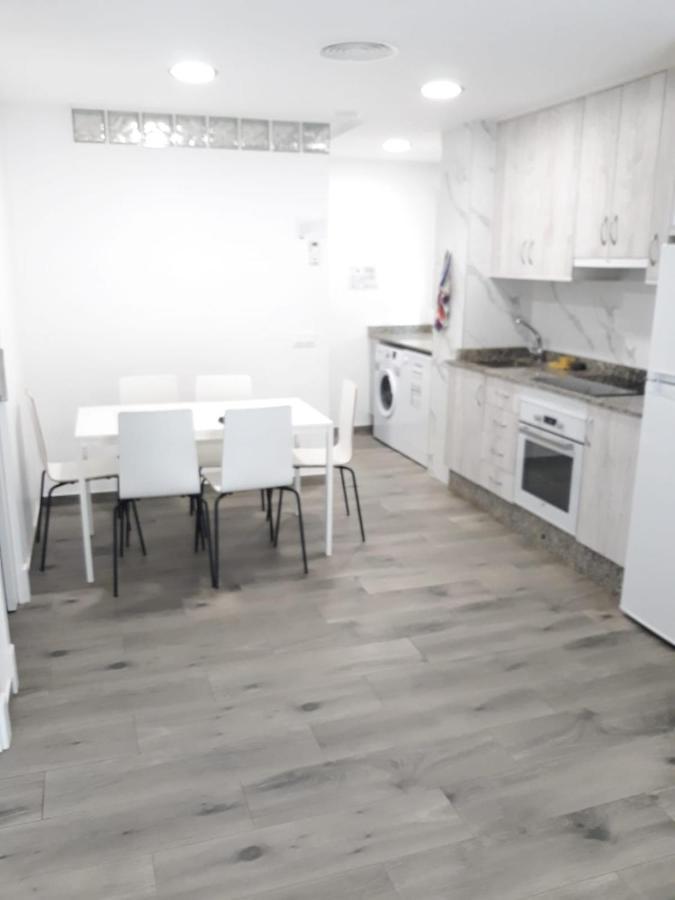 Valldigna 7 Playa De Gandia Solo Familias Екстериор снимка