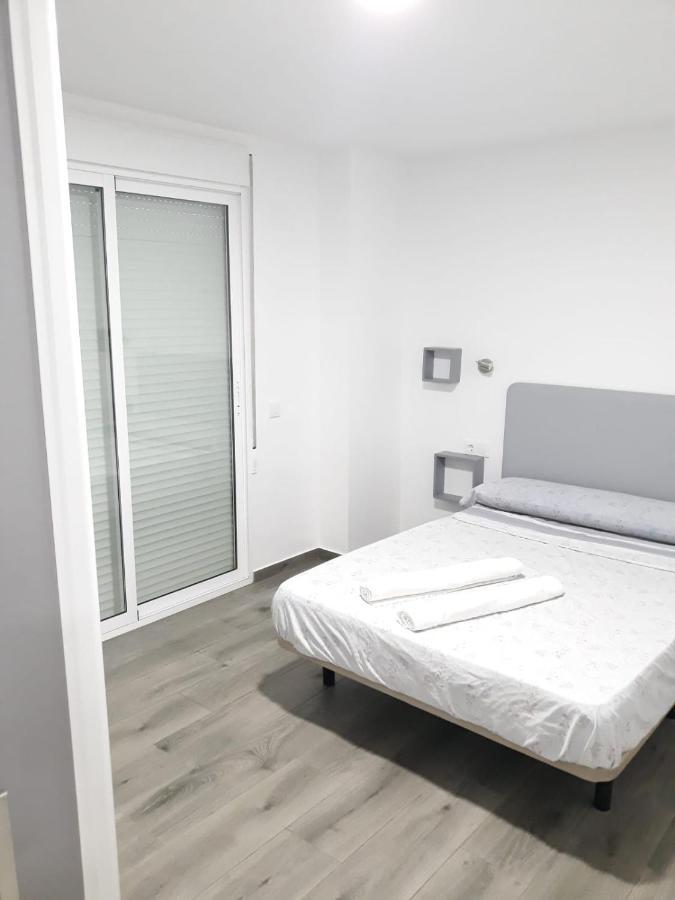 Valldigna 7 Playa De Gandia Solo Familias Екстериор снимка