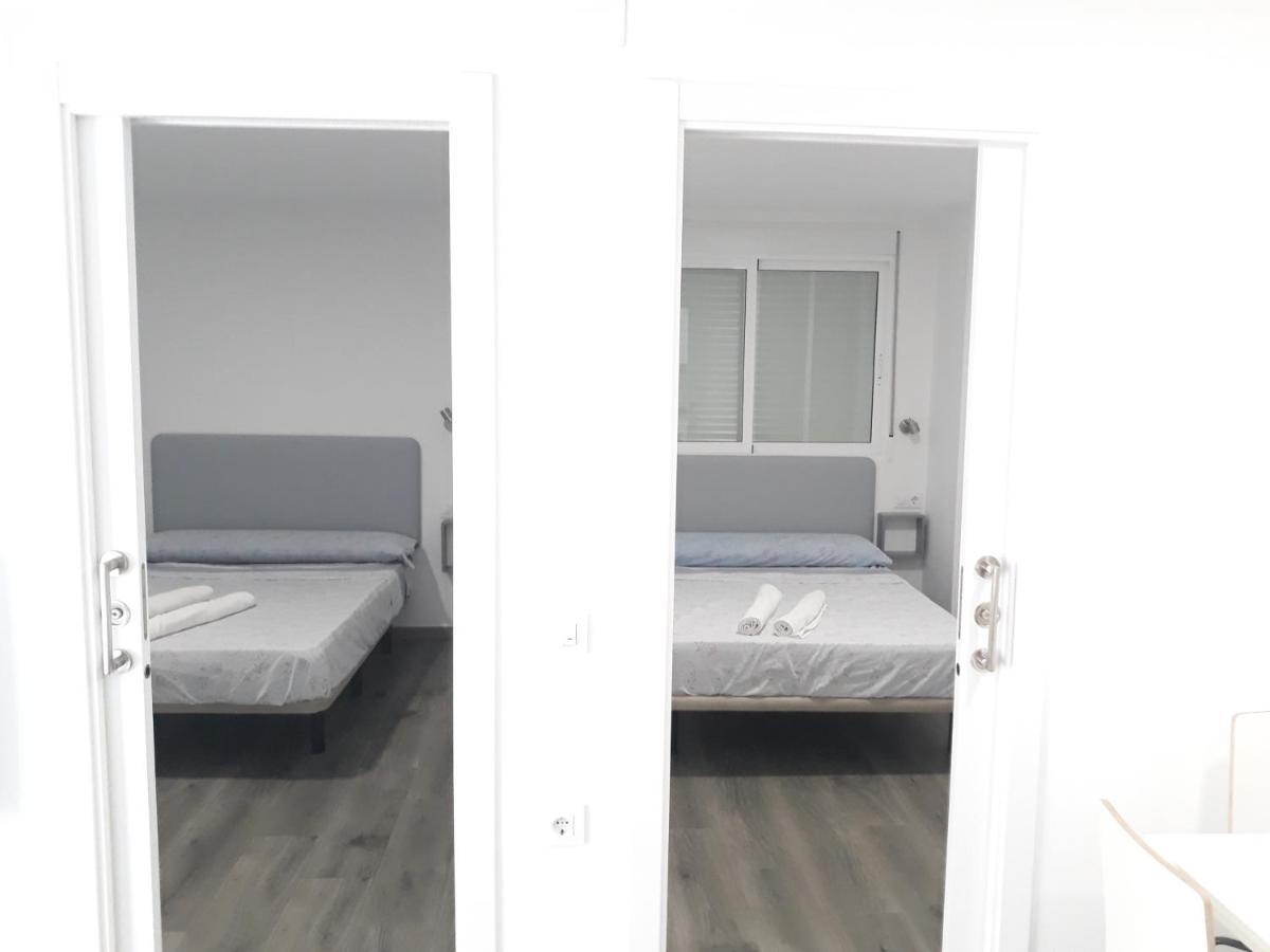 Valldigna 7 Playa De Gandia Solo Familias Екстериор снимка